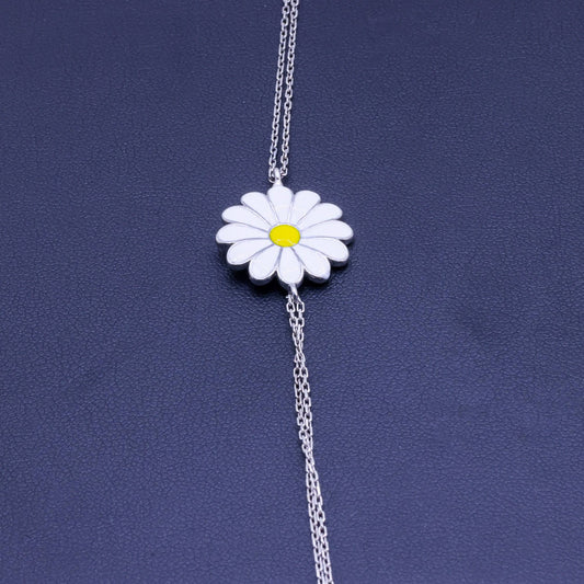 Givens White Daisy Necklace - 4.5g | 11cm | Exotics Silver