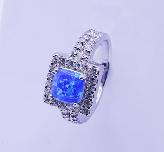 Sterling Silver Princess Cut Created Sapphire Vintage Ring 5.3G size 17